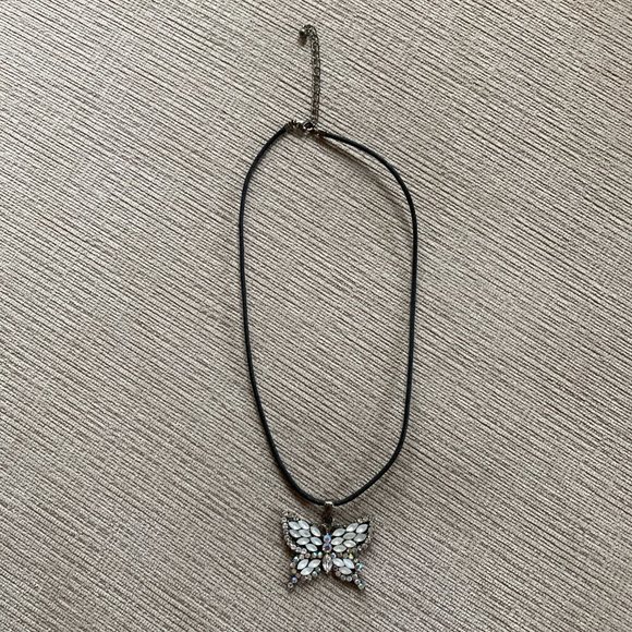 Butterfly Necklace Antique with crystals and stones on a black leather cord - Picture 3 of 12